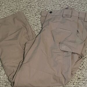 Men's 5.11 tactical  Tan Cargo Pants